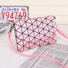 Charger l&#39;image dans la galerie, Fashional PU Rhomboid Clutch for Daily Use
