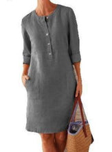 Charger l&#39;image dans la galerie, &lt;transcy&gt;Robe à manches longues en coton et lin pour femmes de grande taille&lt;/transcy&gt;
