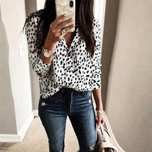 Load image into Gallery viewer, Fashion Polyester Leopard Shirt Collar Long Sleeve Button Blouse
