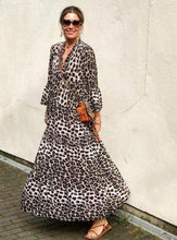 Charger l&#39;image dans la galerie, European And American Leopard Print V neck Dress
