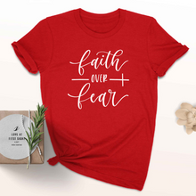 Charger l&#39;image dans la galerie, &lt;transcy&gt;Faith Over Fear Christian T-Shirt Religion Vêtements Pour Femmes Faith Shirt&lt;/transcy&gt;
