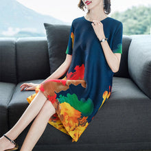 Load image into Gallery viewer, Women&#39;s Fashion Large Size Loose Casual Straight Skirt V-Neck Print Dress
