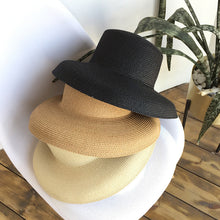 Load image into Gallery viewer, Hepburn Style Women&#39;s Shade Big Brim Foldable Straw Hat
