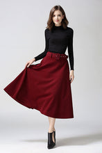 Charger l&#39;image dans la galerie, Fashion Temperament Women&#39;s Solid Color Woolen Skirt
