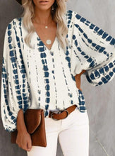 Load image into Gallery viewer, Elegant Polyester Printed V-neck Flare Sleeve Blouse

