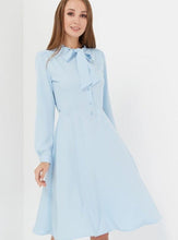 Load image into Gallery viewer, Long Sleeve Solid Color Knee-length Dress
