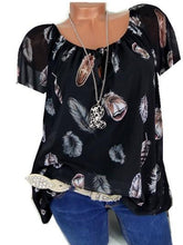 Load image into Gallery viewer, Feather printed V-neck shirt
