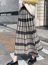 Load image into Gallery viewer, Vintage Polyester High Waist Micro-Elastic Long Plaid Skirt
