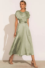 Charger l&#39;image dans la galerie, Women&#39;s Fashionable Elegant Light Evening Dress
