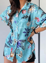 Load image into Gallery viewer, Fashion Polyester Floral Shawl Collar Regular Sleeve Blouse
