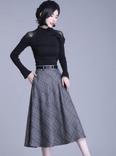 Charger l&#39;image dans la galerie, OL Commuting Woolen High Waist Micro-Elastic Mid-length Plaid Skirt
